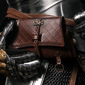 Renaissance bag. Larp bag. Leather belt pouch. Medieval bag for larp or festivals