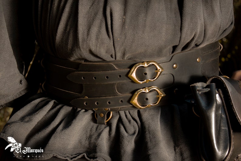 Black medieval leather belt for larp. Basic accesorry inspired | Etsy