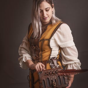 Läderbokhållare för bälte: Renaissance Fair LAIV Spellbook Case bild 2