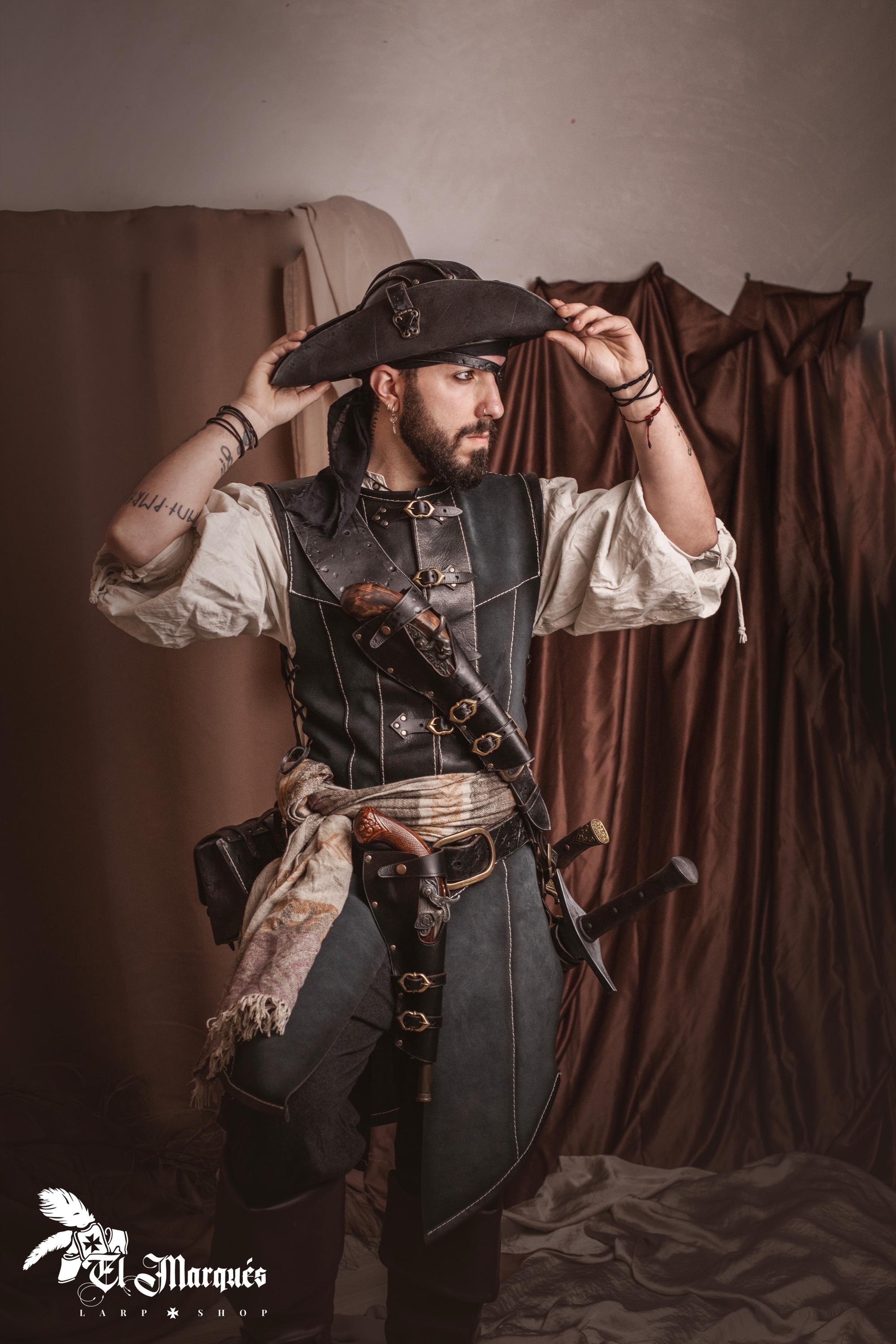 海賊帽、LARP、ルネッサンスフェア、コスプレ用の革製三角帽子 - Etsy 日本