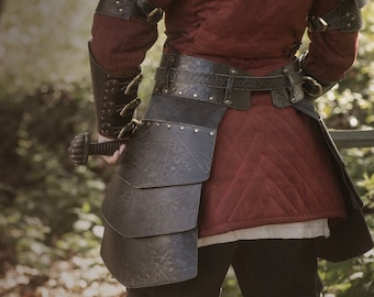 leg armor, larp leather armor, leather tassets. thighs armor, larp tassets