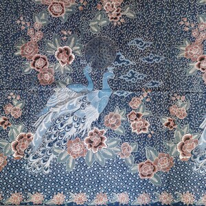 Natural Dye Moonlight Peacock BATIK TULIS Jombang, Asian Traditional Textiles, Indonesian Batik Tulis Artwork, Hand Drawn Batik Sarong Throw