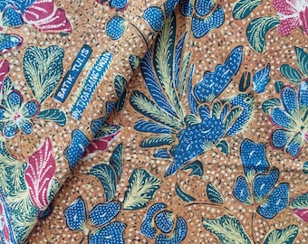 1960s Tjoa Siang Gwan Vintage Batik Tulis: Peranakan Tiga Negeri Textile