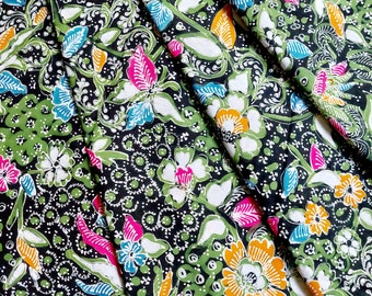 Flower Garden Batik Sarong: Hand-Drawn Lasem Tulis Tapestry