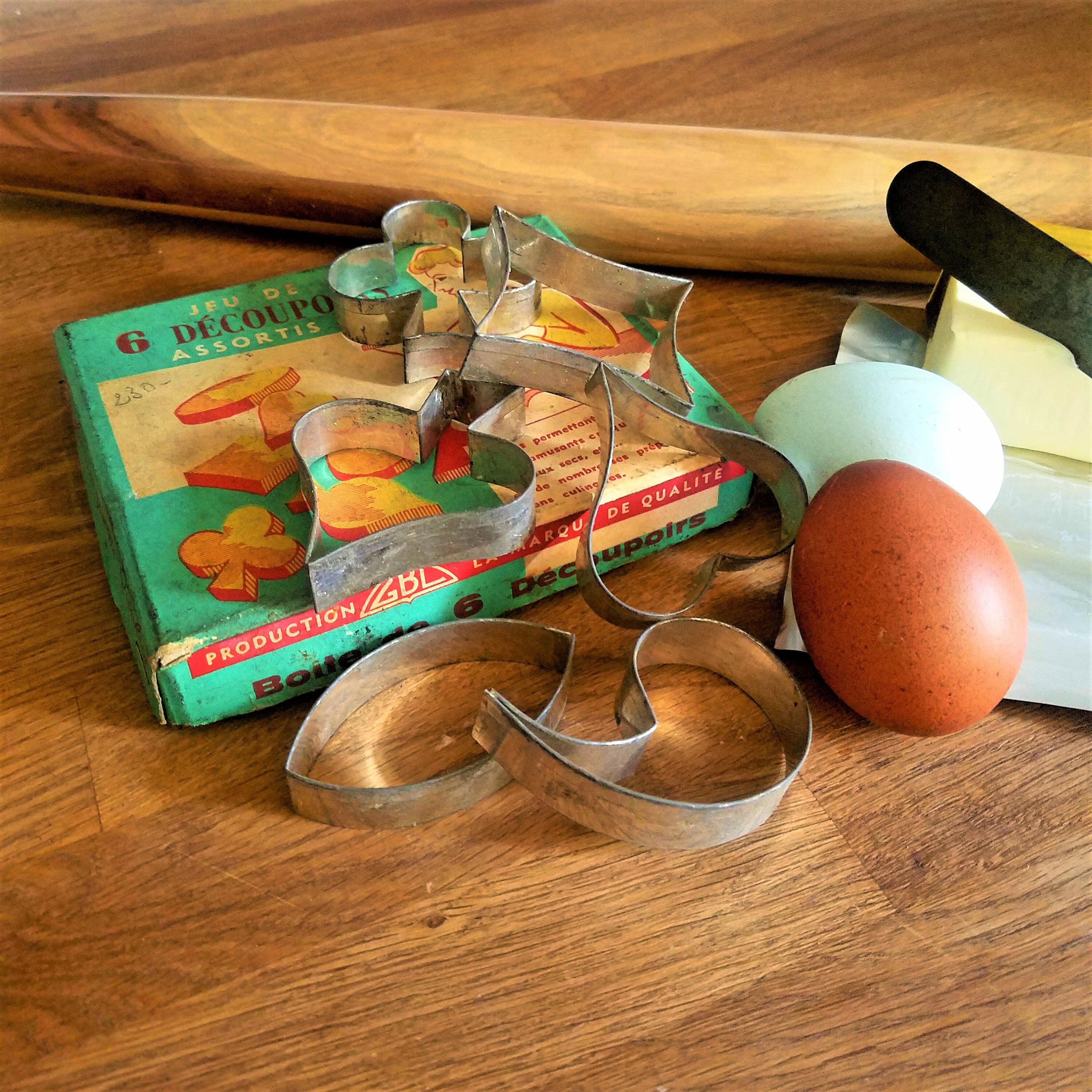 Très Beaux Coupe-Biscuits/Biscuits Pâtisseries Rétro Vintage Des Années 1950