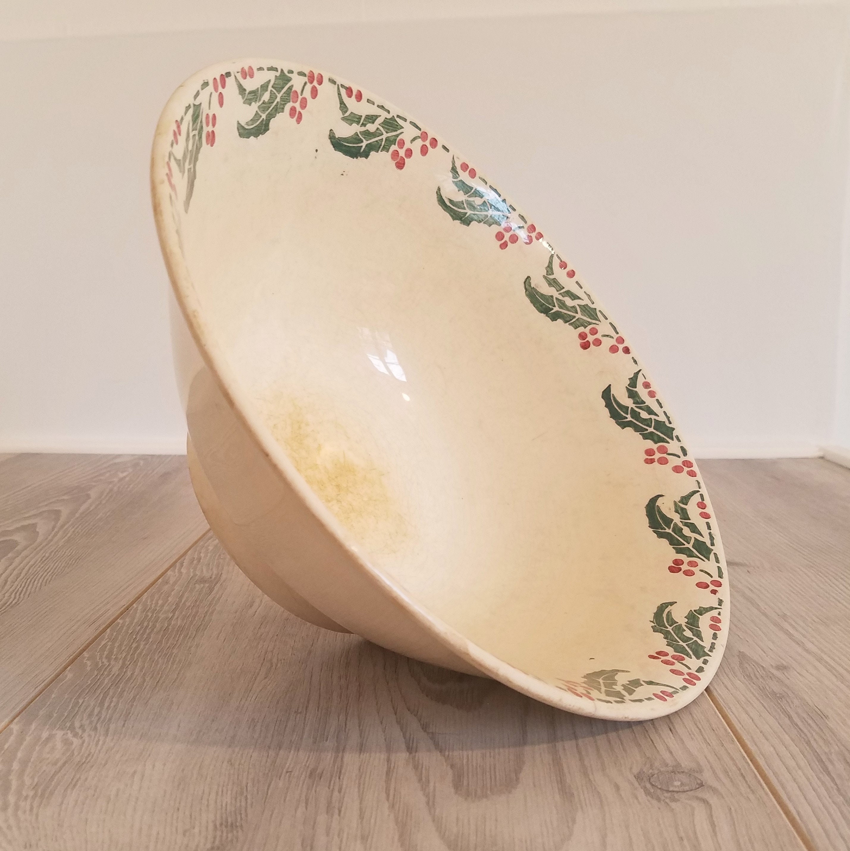 Festive Français Merveilleusement Vieillie Années 1920 Choisy-Le-Roi Houx/Holly Design Saladier Bowl