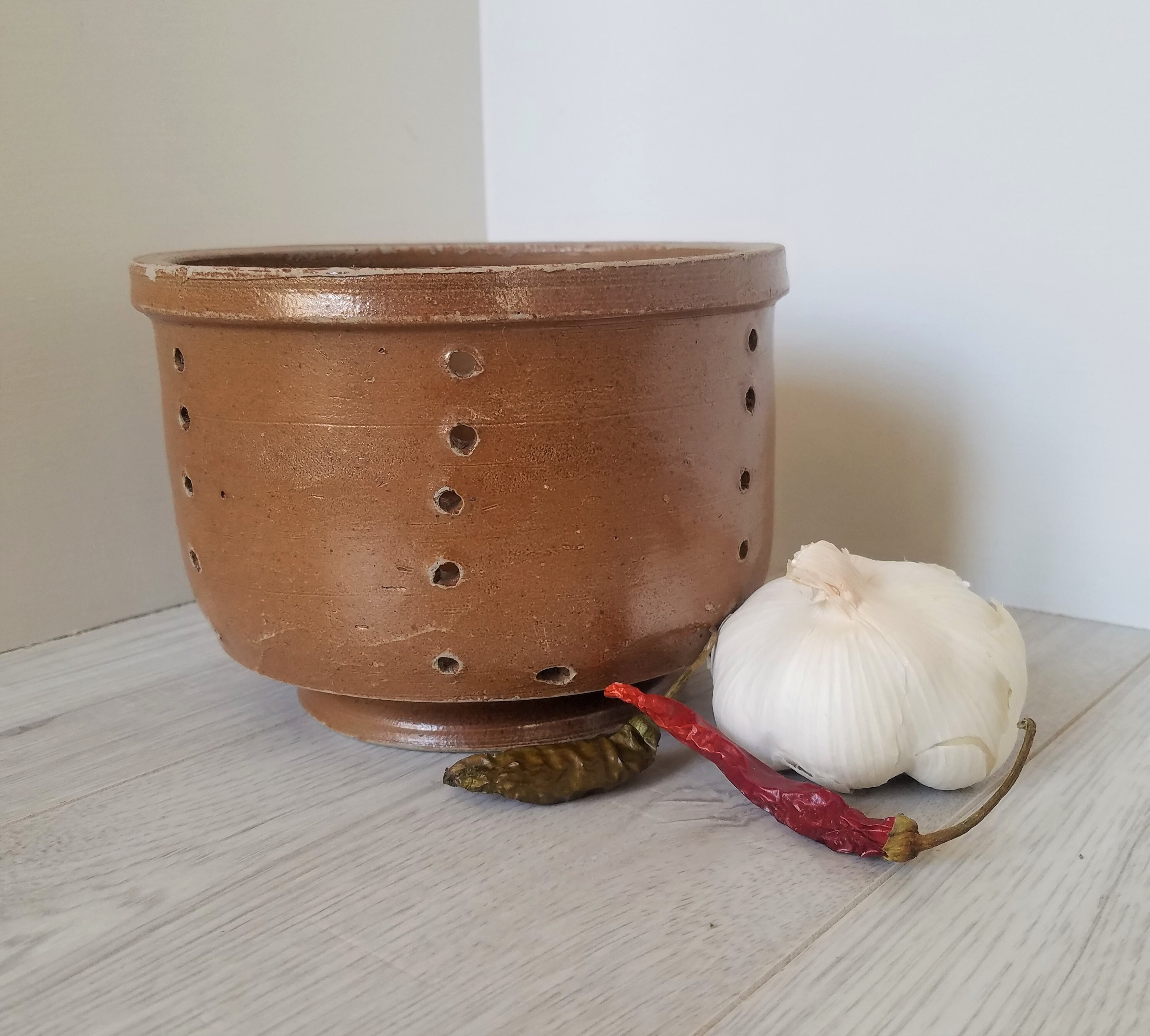 Moule/Passoire à Fromage Mediun Millésimé Français Mediun Entièrement Émaillé