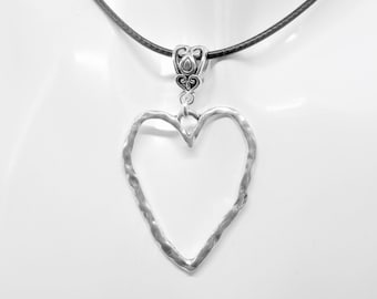 Unique & modern silver hammered heart pendant adjustable black cord necklace • handmade jewellery • romantic gifts • gifts for lovers