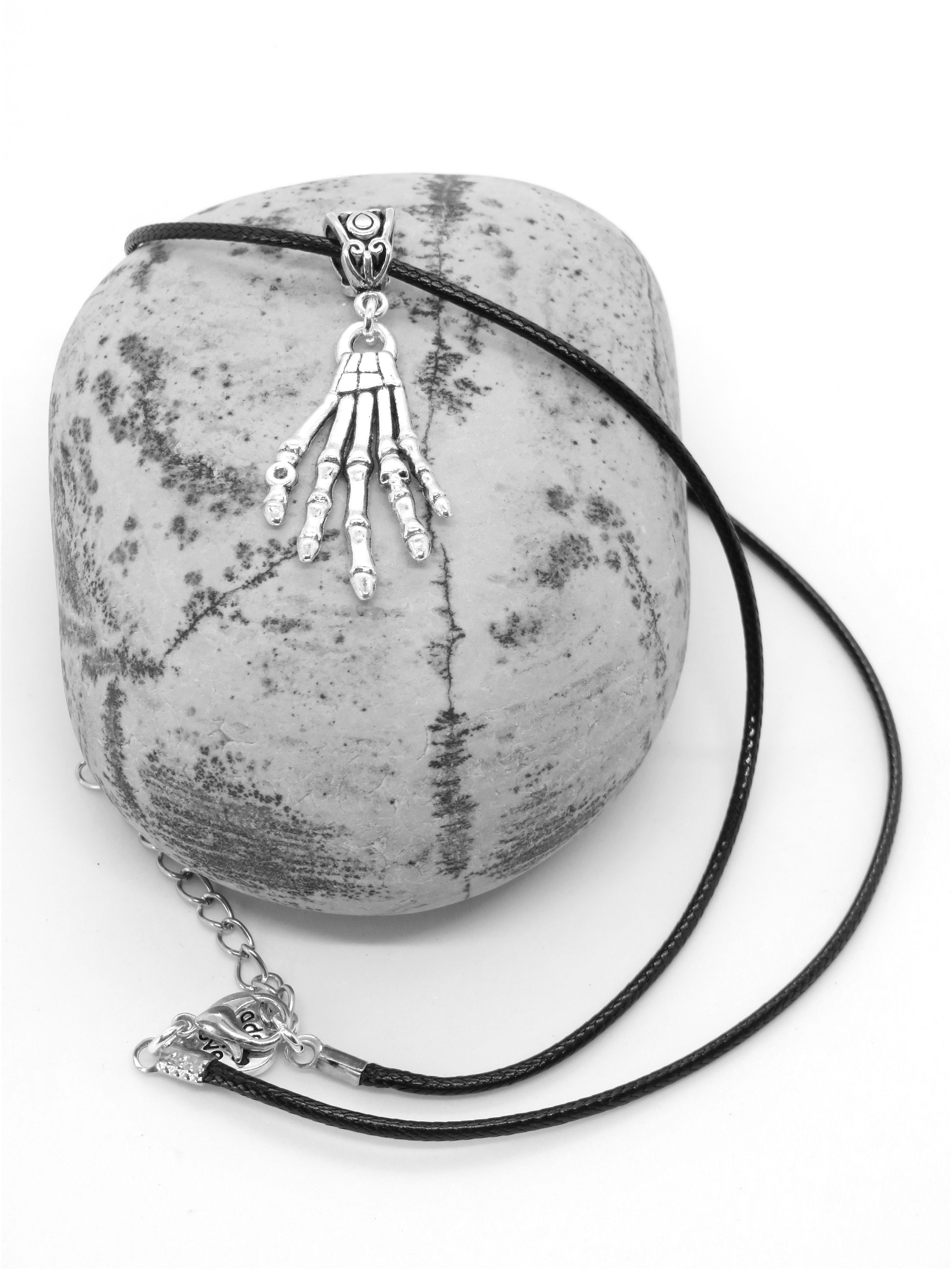 Collier Ancien Pendentif En Os Avec Personnage - Cordon Cuir Noir - Occasion - Bijou Ethnique