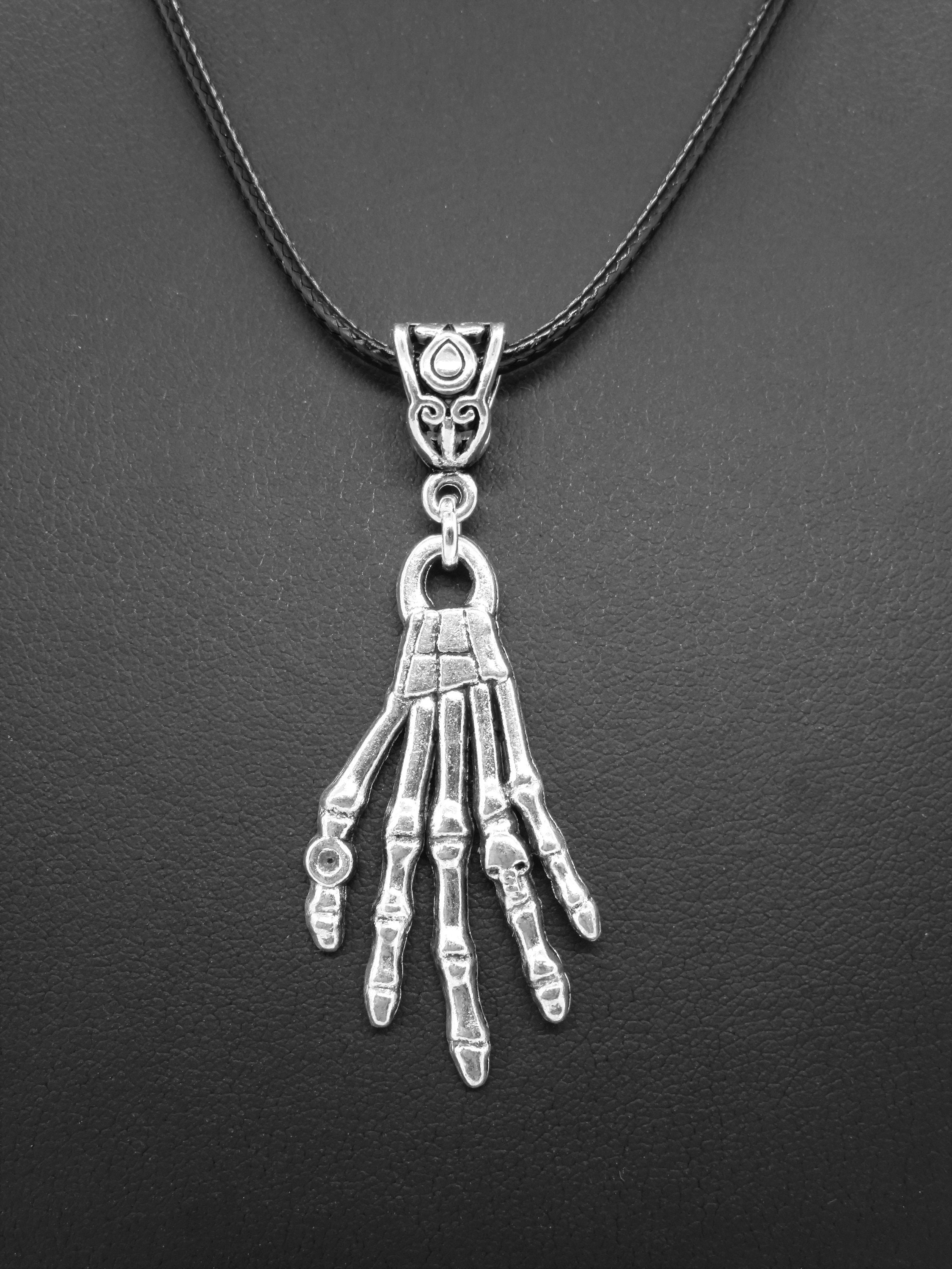Collier Ancien Avec Pendentif En Os Personnage Et Cordon En Cuir Noir - Modèle 5128
