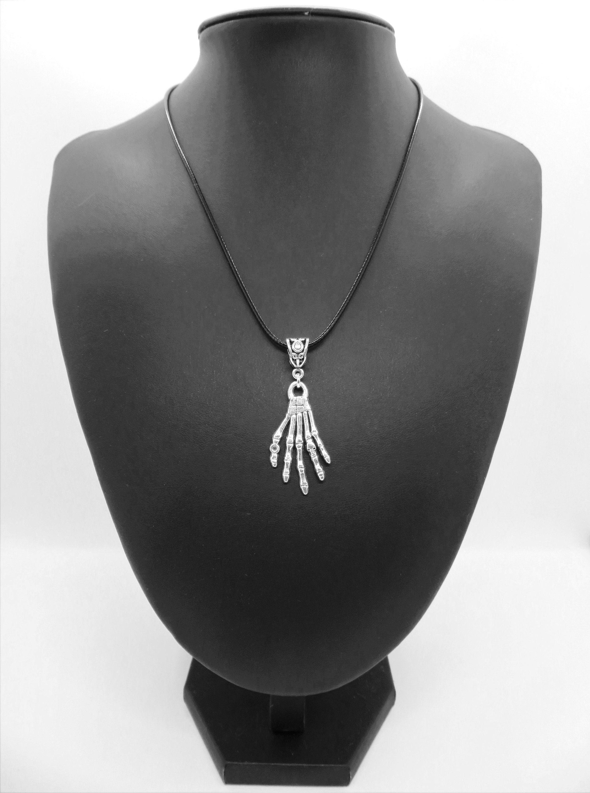 Collier Ancien Avec Pendentif En Os Personnage Et Cordon En Cuir Noir - Modèle 5128