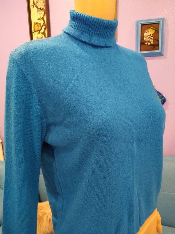 Mod 60s cashmere fitted cropped turtleneck asure … - image 1