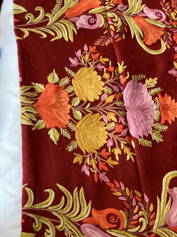 VINTAGE Kashmiri Hand Weaved & Hand Embroidered I… - image 3
