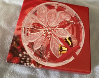 Savoir Vivre Festive Bouquet - Mikasa Round Candy Dish - WY115/507