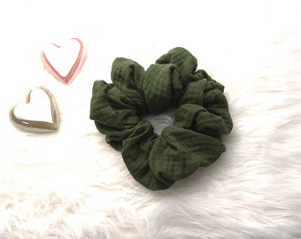 XXL hair tie made of muslin fabric in olive, XXL scrunchie for a bun or a braid, must have 2024