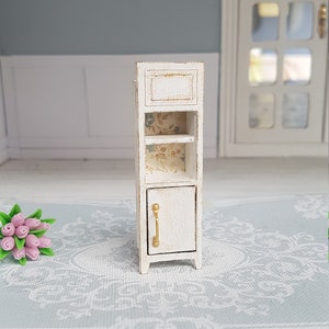 1:24 scale,Dollhouse,miniatures,linen cabinet,vintage style,half scale,linen shelf,shelves,miniature furniture,bathroom cabinet,cabinet