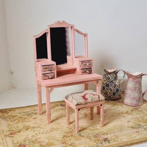 1:24 scale,half scale,dollhouse furniture,dressing table,vanity,bedroom dresser,mirror dresser, mirror,vintage style vanity.