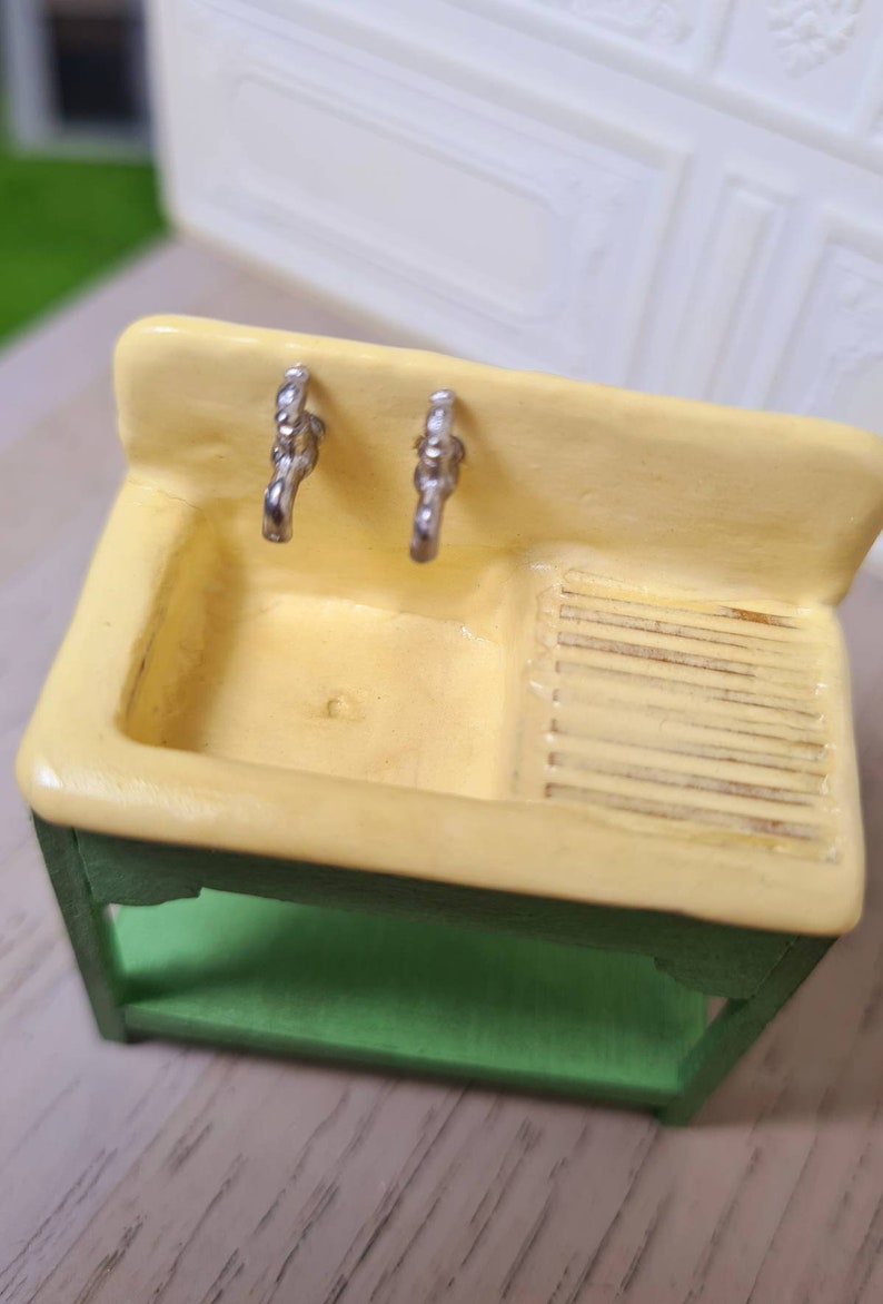 Dollhouse Miniatures, 1/24 scale,Dollhouse Miniatures, 1/24Doll scale, Miniature Furniture, Dollhouse Furniture, Kitchen Sink, Sink cabinet. image 6