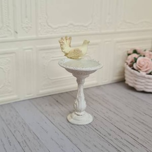1:24 scale,bird bath,metal,half scale,bird bath bird water.