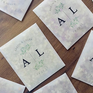 Biodegradable Personalised Confetti Packets | Real Flower Petal Wedding Confetti | Natural | Laurel Initial Packets