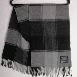 Pure Cashmere Scarf, 90s Unisex Long Scarf, Cashmere Plaid Muffler Scarf, Tartan Check Scarf, Cashmere Accessories, Warm Winter Fringe Scarf