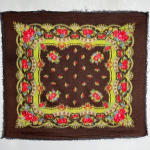 Vintage Floral Wool Scarf, 80s Boho Square Scarf, Pure Wool Neck Scarf, Russian Ukrainian Scarf, Babushka Wool Scarf, Winter Accessory Gift