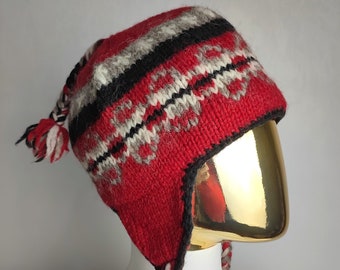 Bonnet avec cache-oreilles, bonnet vintage en tricot fait main, bonnet unisexe en laine autrichienne, bonnet tressé doublé polaire, bonnet Chullo péruvien, accessoire d'hiver