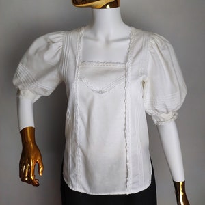 Puff Sleeve Austrian Blouse, White Cotton Trachten Top, Oktoberfest Dirndl Blouse, Tyrol Folk Shirt, German Bavarian Alpine Blouse, Size S