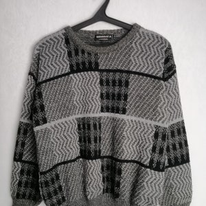 80s Wool Blend Sweater, Mens Geometric Patterned Pullover, Oversized Retro Jumper, Unisex Oldschool Knitwear, Grandpa Cosby Sweater, Size M