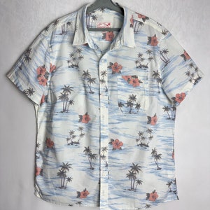 Hawaiian Mens Shirt, Floral Print Summer Shirt, Tropical Aloha Beach Shirt, Short Sleeve Button Up, Festival Vacation Tiki Shirt, Size XL