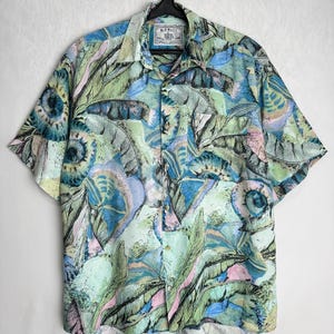 Mens Abstract Print Shirt, 80s Short Sleeve Viscose Shirt, Hawaiian Button Up, Psychedelic Festival Shirt, Colorful Retro Summer Shirt, XL