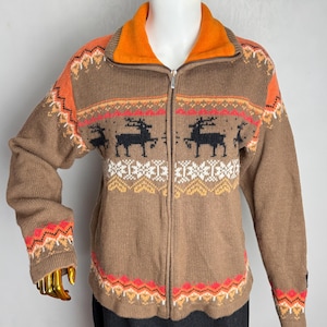 Norwegian Deer Zip Up Sweater, 90s Nordic Folk Sweater, Scandinavian Pattern Pullover, Women Wool Blend Knitwear, Warm Winter Ski Sweater, M