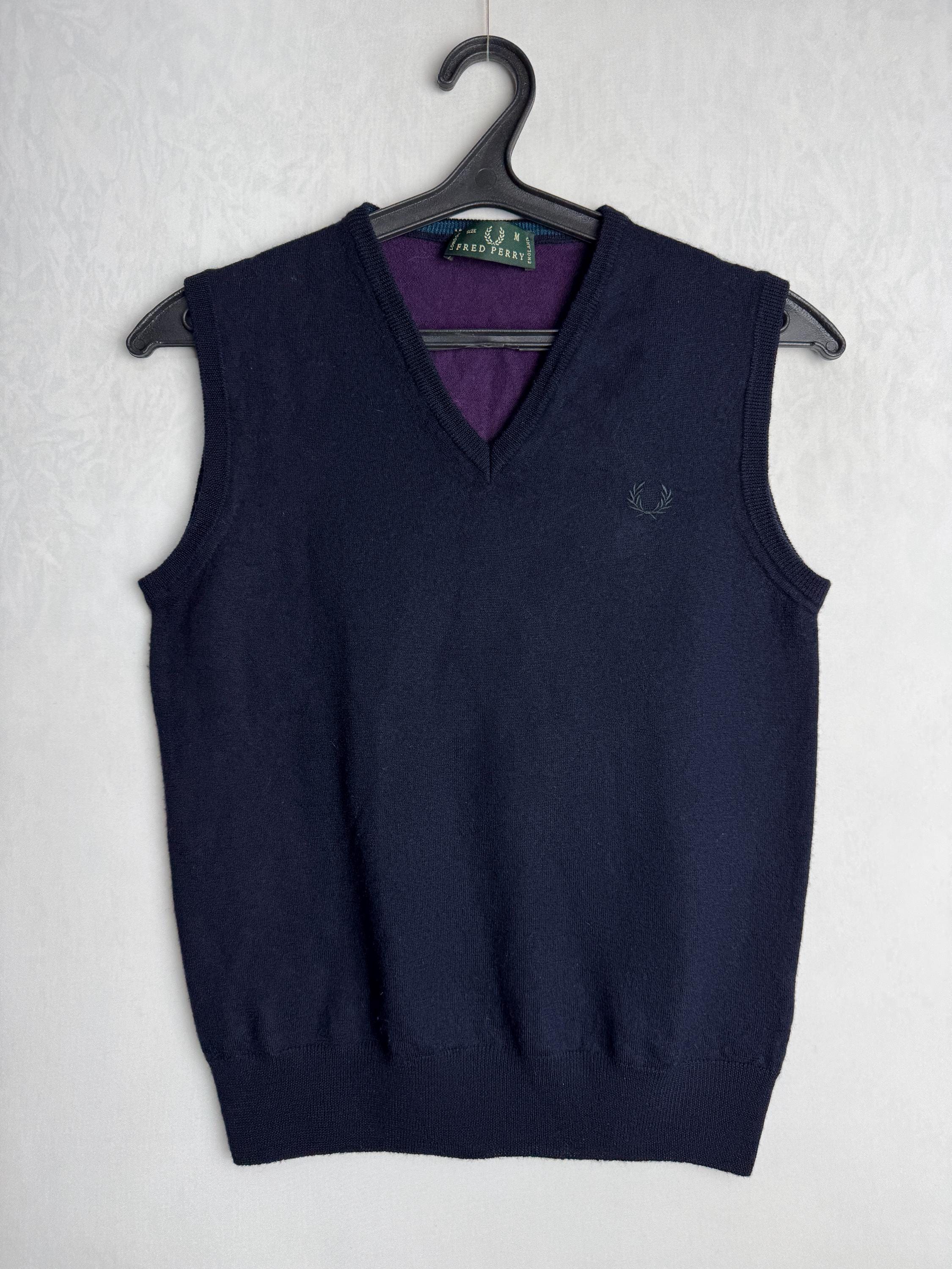 FRED PERRY ネイビー Vネック ベスト　ウール＆コットン 90s FRED PERRY Wool Vest, Classic Mens Sleeveless Sweater, Navy