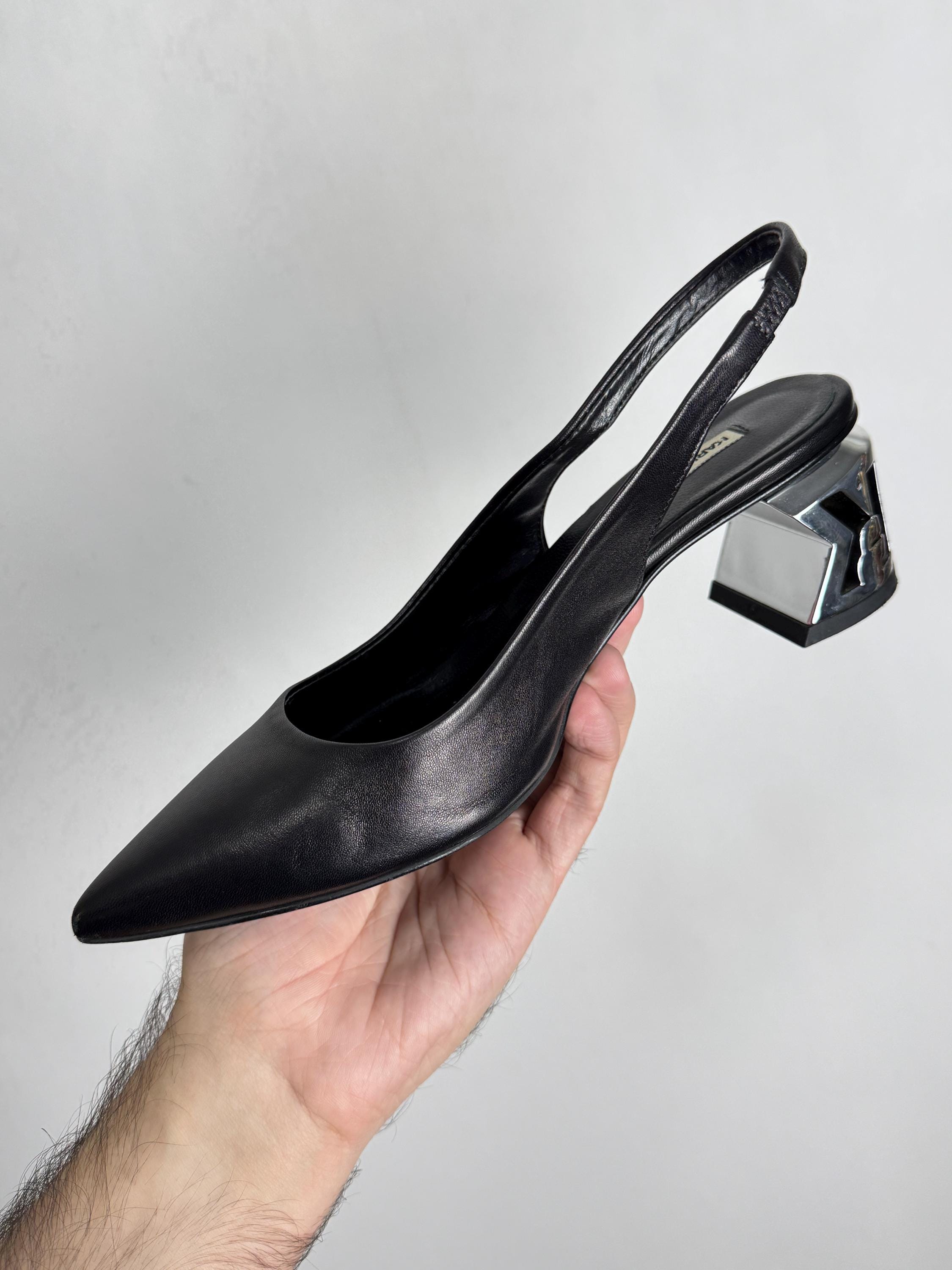 Escarpins Isaac Mizrahi Cuir Marron Taille 8.5 - Talons Moyens, Bride, Occasion TBE