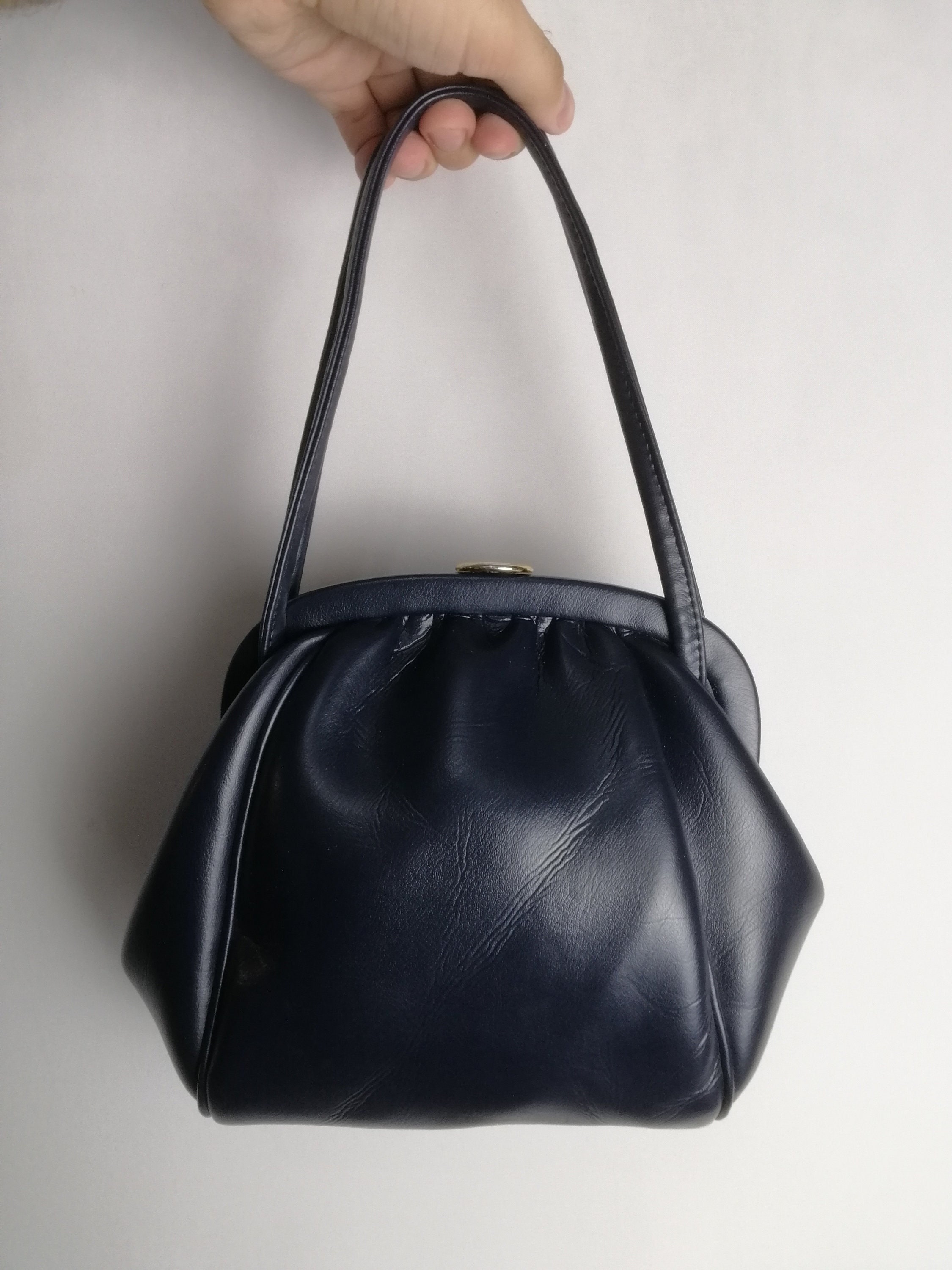 Ladies navy handbags uk hotsell