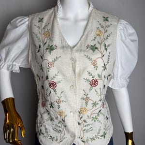 90s Floral Embroidery Vest, Womens Country Boho Floral Waistcoat, Linen Cotton Blend Folk Vest, Embroidered Festival Sleeveless Jacket, M