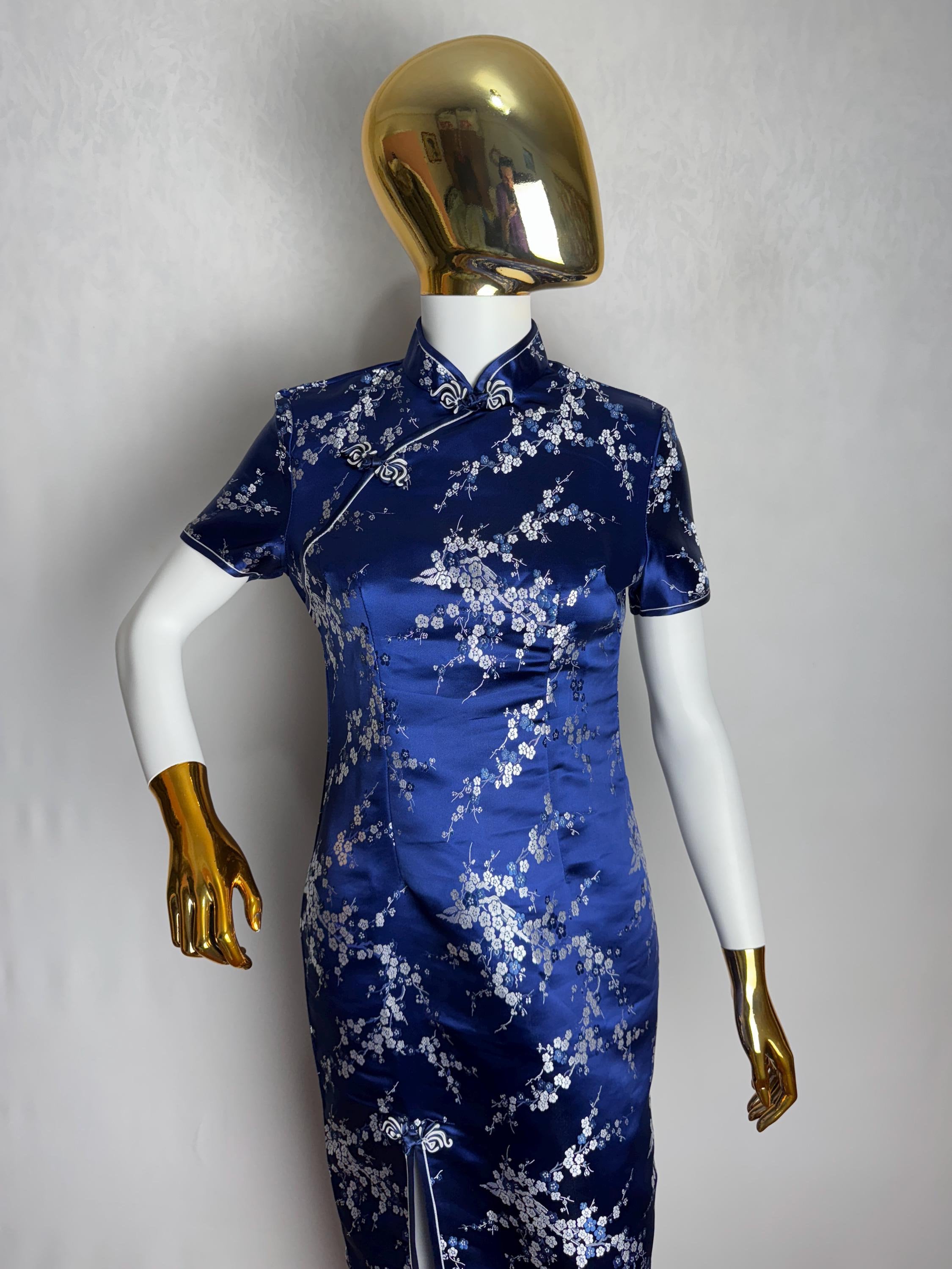 Vintage Blue Silky Cheongsam, Traditional Chinese Dress, Short Sleeve Qipao Dress, Mandarin Collar Oriental Dress, Asian Satin Cheongsam, M