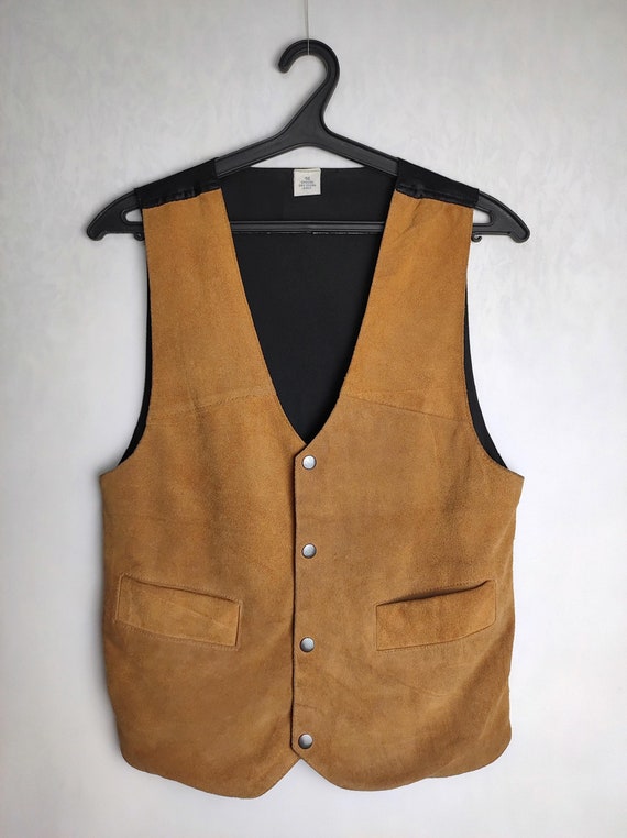 Gilet autrichien homme sale