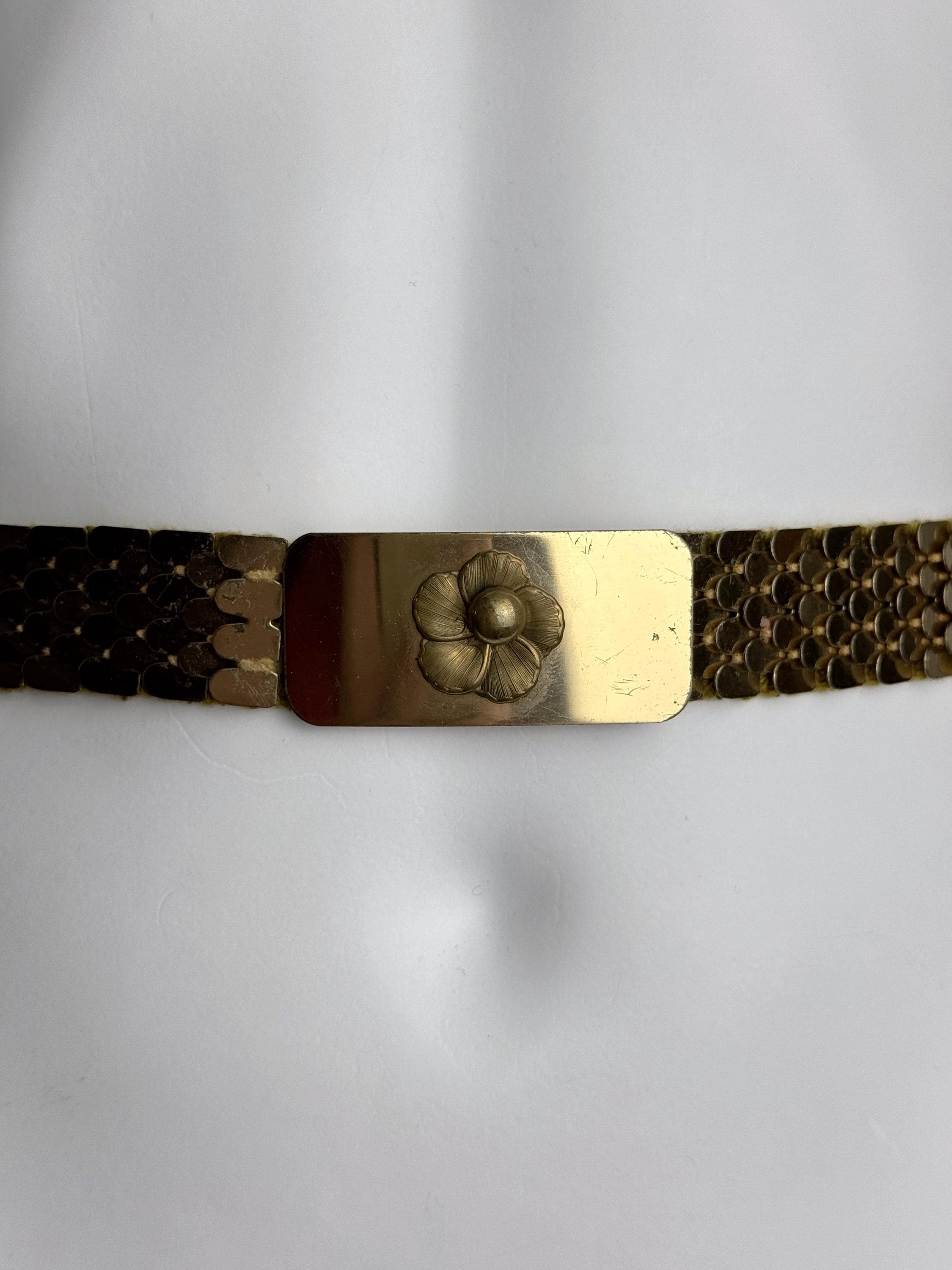 Vintage Gold Black Ornamental Metal Elastic Belt 31\