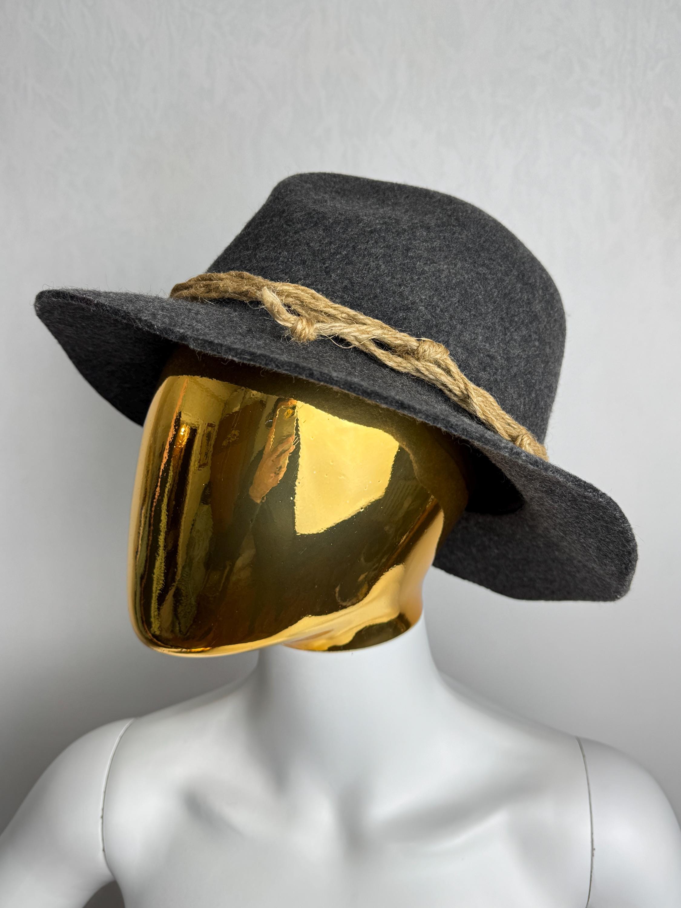 Chasse - Broche émaillée de veste, chapeau de chasse Ardenne - 6