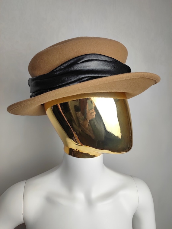 80s Ladies Wool Hat, Italian Felt Hat, Womens Cam… - image 1