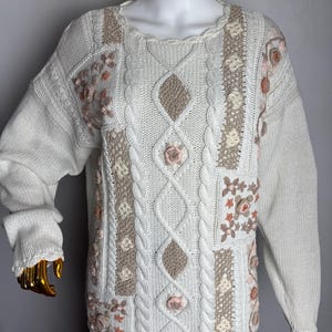 Floral Embroidered Sweater, 80s Country Sweater, Oversized Hand Knit Pullover, White Cotton Granny Jumper, Cottagecore Knitwear, One Size