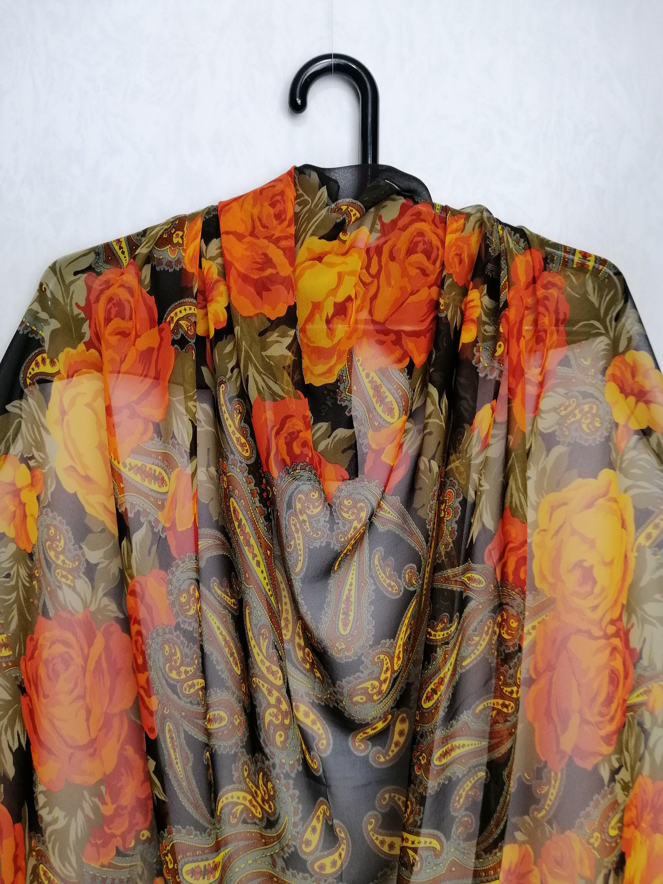 Foulard En Soie Nina Ricci 80x80cm Bleu - Mousseline De Soie - Occasion - Entretien Nettoyage à Sec