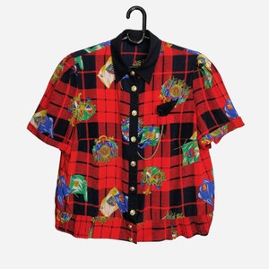 VINTAGE Colorful Print Blouse, 80s Novelty Button Up Shirt, Oversized Summer Blouse, Heraldic Patterned Blouse, Gold Buttons Polyester Shirt
