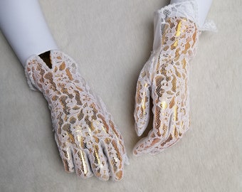 Floral Lace Gloves, Lace Bridal Wedding Gloves, 80s Delicate White Gloves, Wrist Length Evening Gloves, Ivory Tea Party Gloves, Small Size