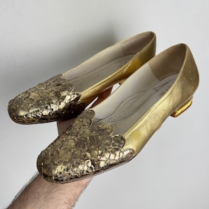 Art Deco Vintage Leder Ballerinas, Gold gewellte Zehen Slip On Schuhe, Hollywood Glam Hochzeitsschuhe, Einzigartige Handwerker Abend Ballerinas, 42 EUR, 11 US