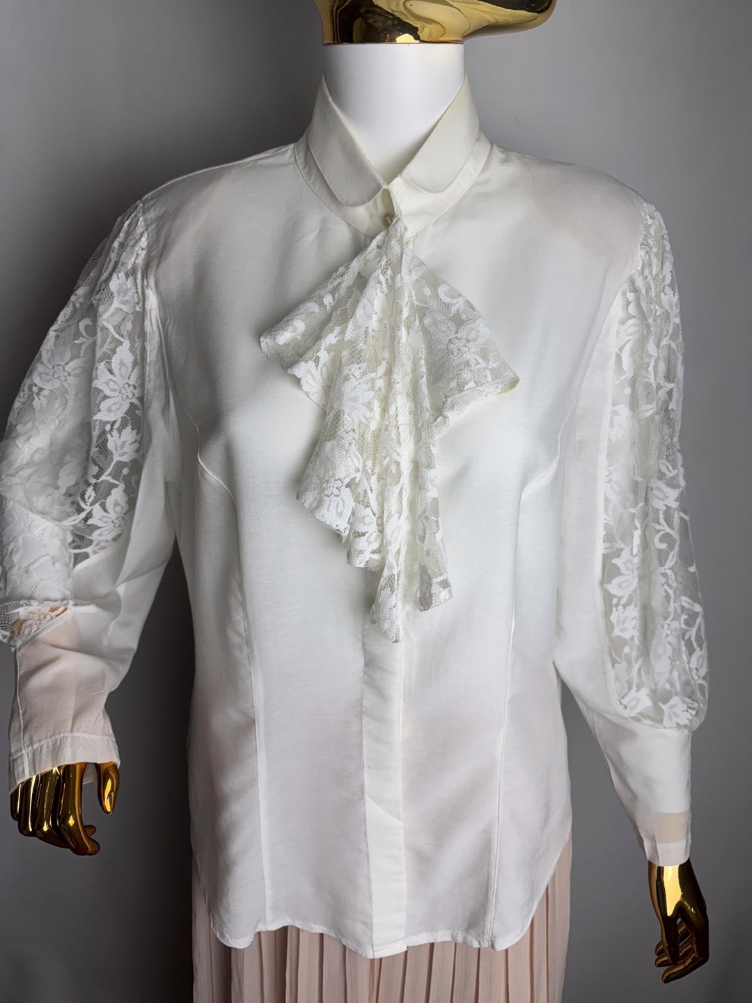 Treat Urself étoile flower lace blouse étoile flower lace blouse