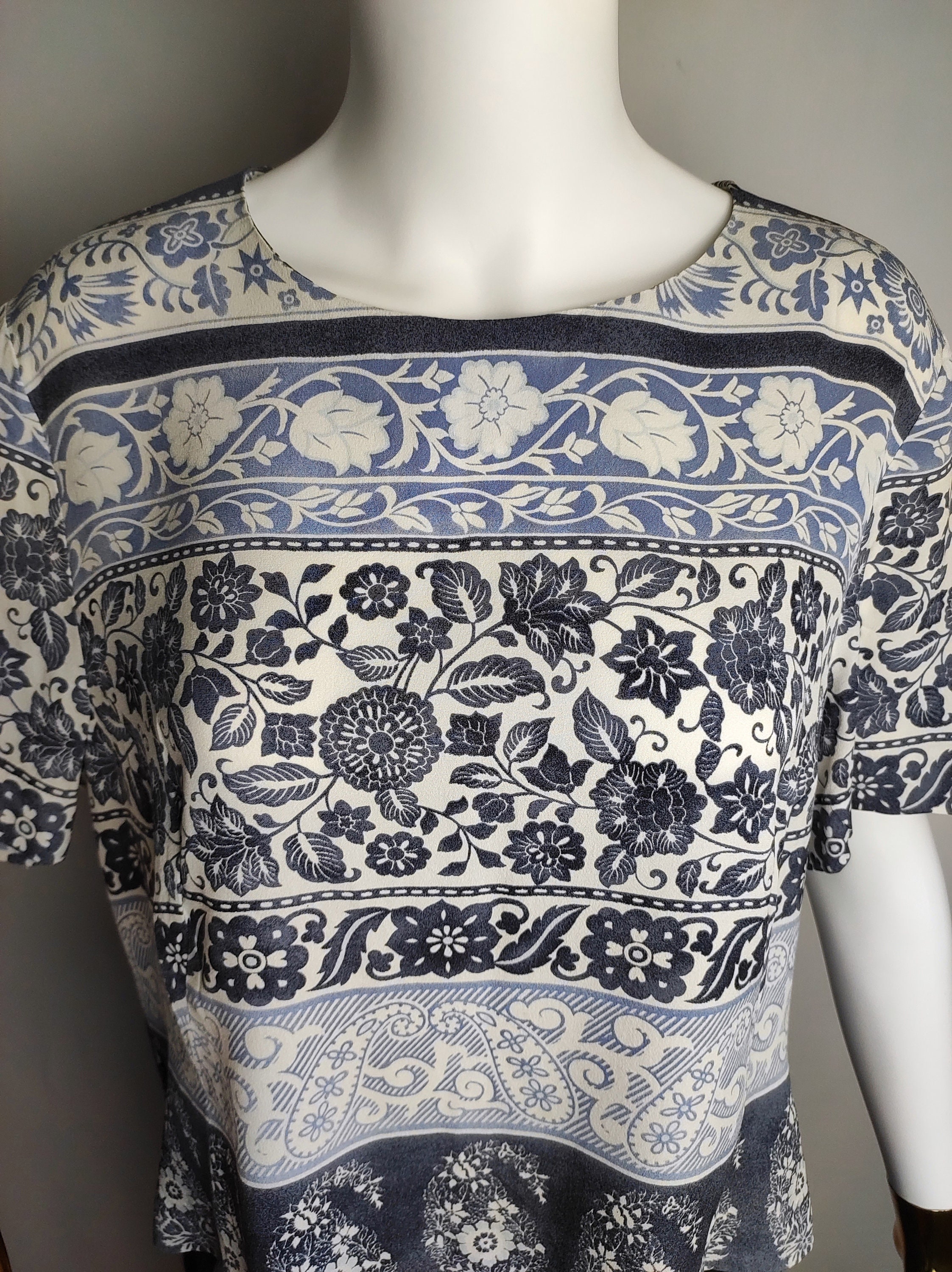GIORGIO ARMANI シルクトップ、90年代フローラルペイズリープリント 