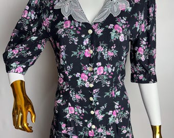 80er Kleid mit Blumenmuster, Puffärmel Kleid mit Spitzenkragen, Sommerkleid, Retro-Kleid, Feminines Kleid aus Viskose
