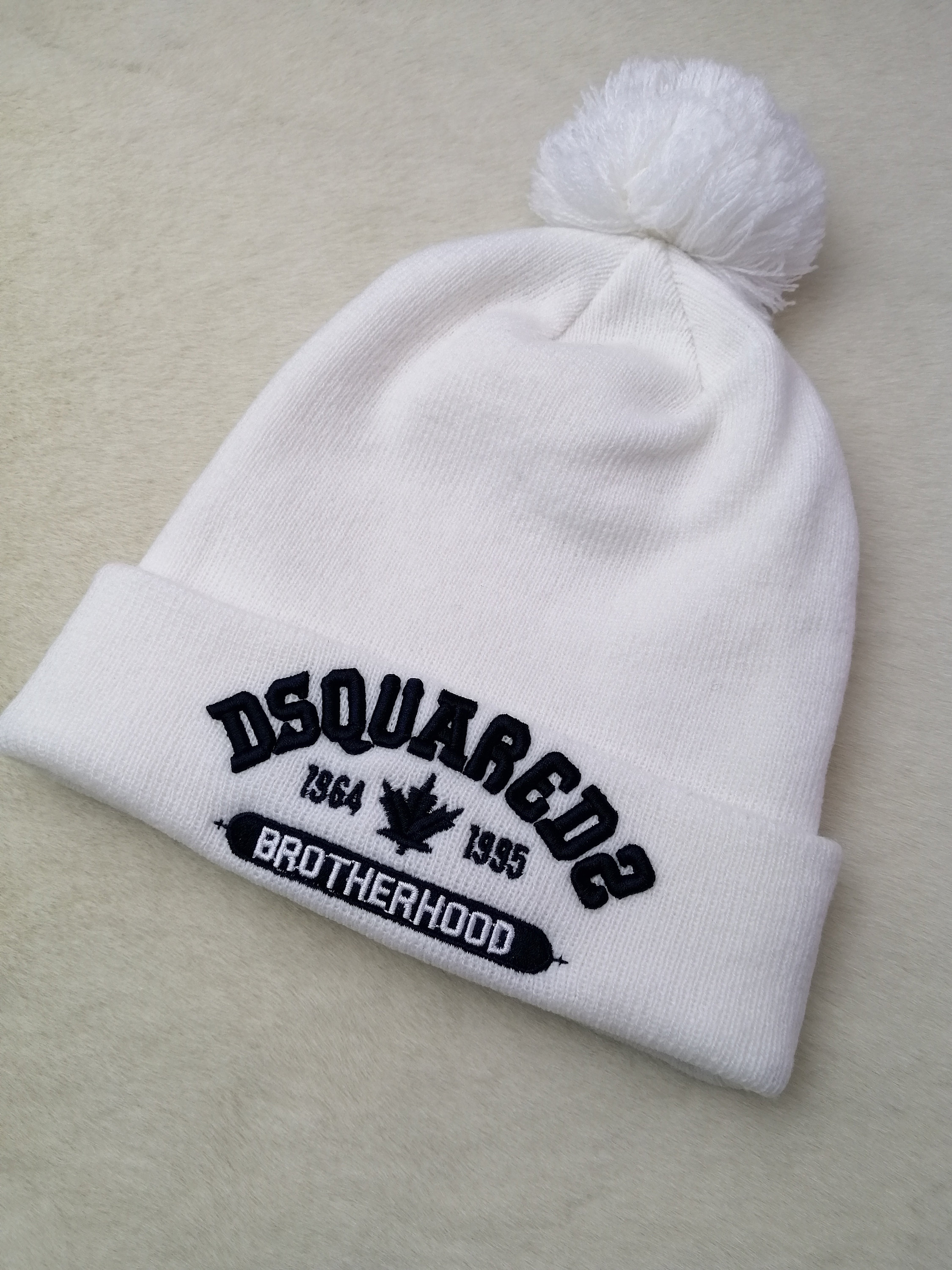 dsquared winter hat